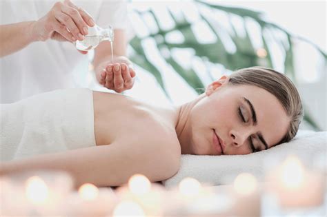 Massage sensuel complet du corps Massage érotique Montignies sur Sambre